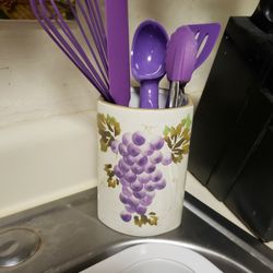 Grape Utensil 