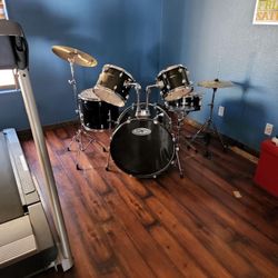 Drum Set