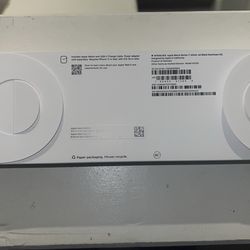 Brand new Series 11 fully customized with sim access