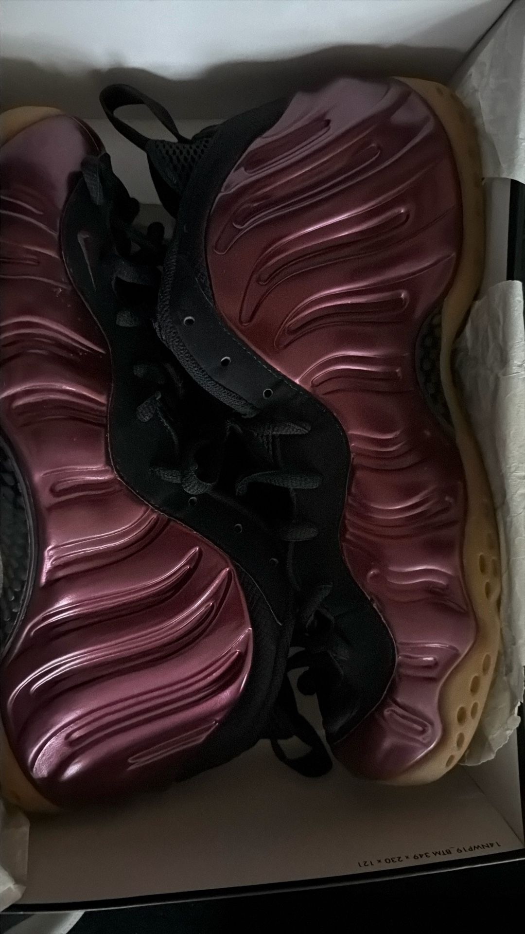 Nike air Foamposite Maroon Black