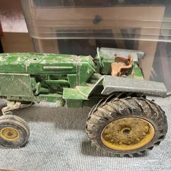 John Deer Tractor 