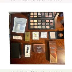 I upon Unleash Your Art Talent with Pro Makeup Artist System
