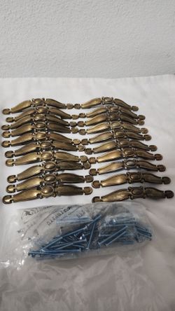 Drawer pulls