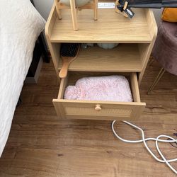 Set of two small night stands