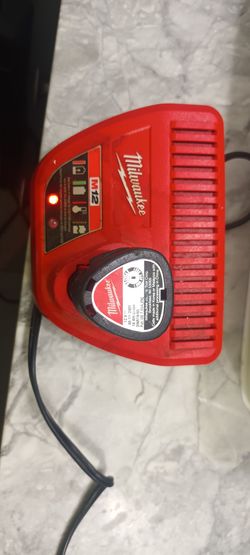 Miwaukee M12