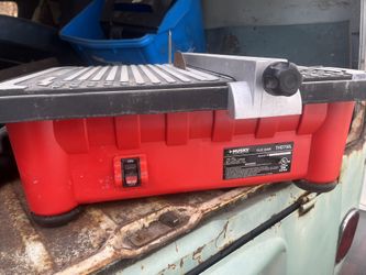 Husky Tile Saw