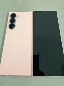Fold 6 pink Samsung