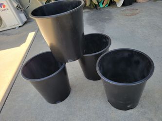 Black Plastic Plant Pots - 5 Gallons - Non-Food Grade
