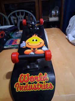 Skateboard World Industries