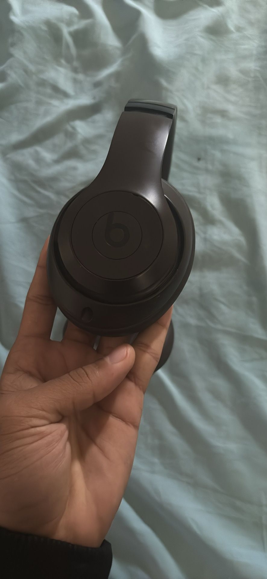 Studio Pro Beats Noise Cancellation
