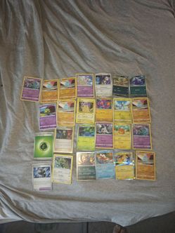 24 bulk pokemon cards