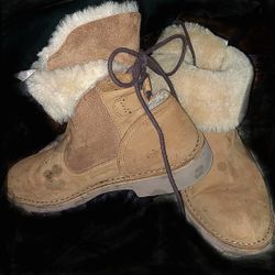 Ugg Woman Boots Size 8