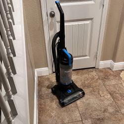 Lightweight Vacuum Cleaner 
