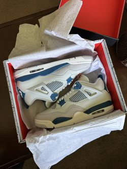 Jordan 4 “ Military Blue “