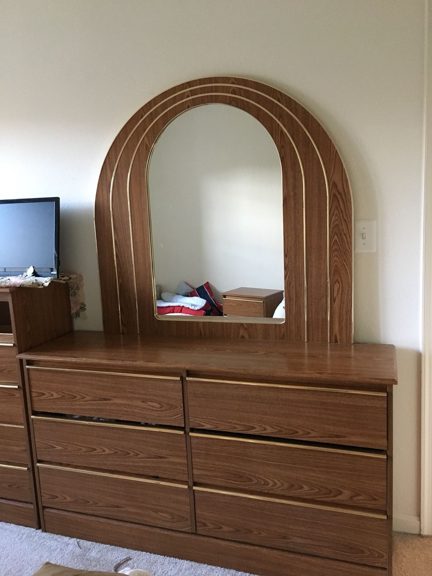 Dresser with Mirror 30, tall dresser 20. Two dressers $50