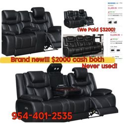 2 power recliner couches includes loveseat and sofa( sits 5 comfortably. ) Dos sofás reclinables