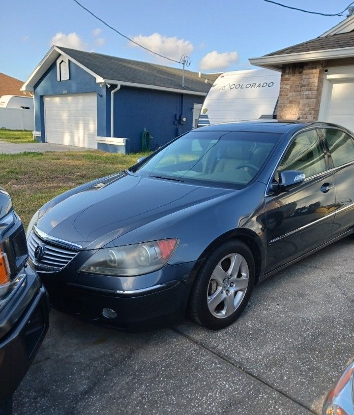 2005 Acura RL