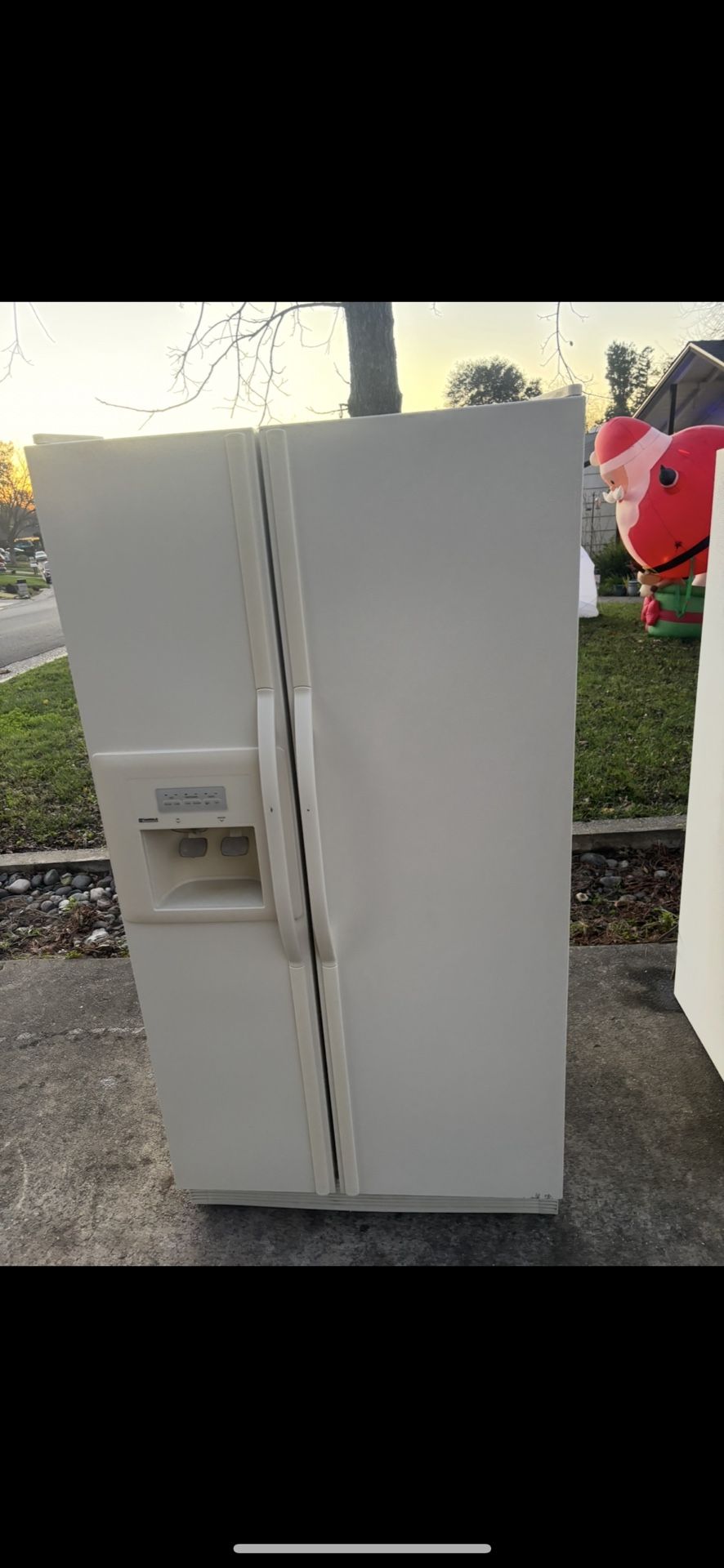 Very Clean Side-By-Side Refrigerator Works Perfect Delivery Is Included
