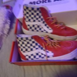 Men's Vans High Top Size10