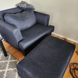 Free Blue Chair And Foot Rest. Read About Below!