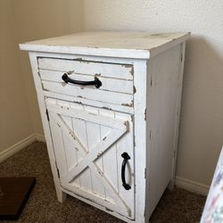 End Tables (set Of 2)
