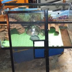 Glass Tank With Cover For Reptile Or Fish