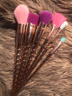 Make up brushes