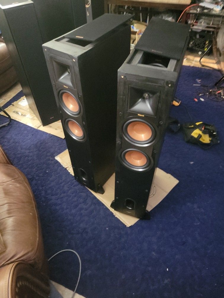 Labor Day Deal Klipsch Reference R-26FA 