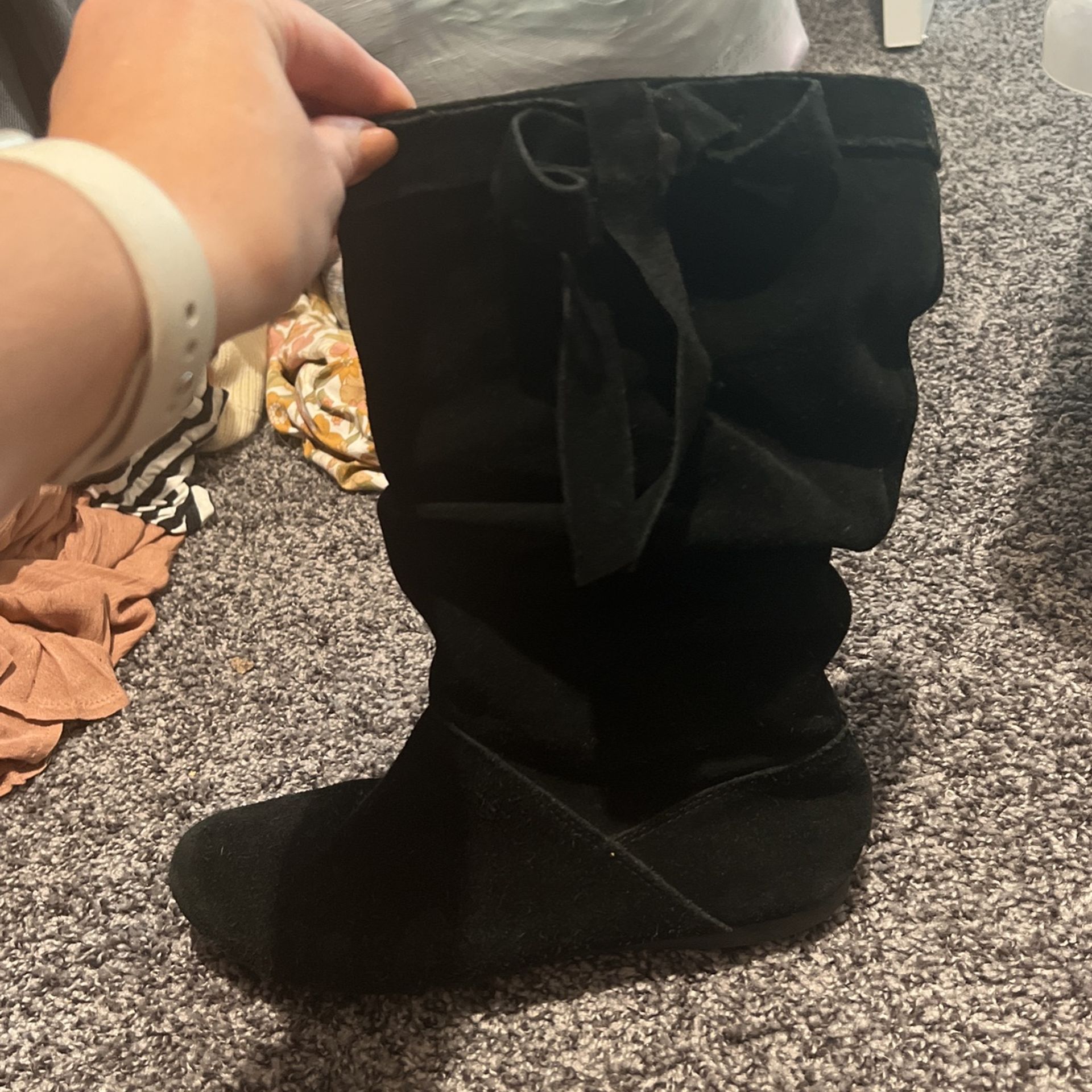 Black Boots