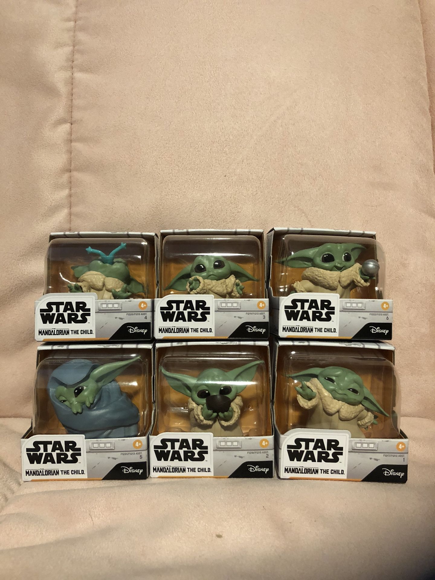 Star Wars The Child Bounty Collection HASBRO 6/6 COMPLETE