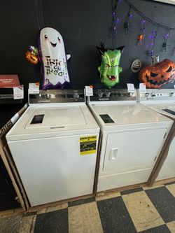 Speed Queen TR5 And DR5 Washer And Dryer 
