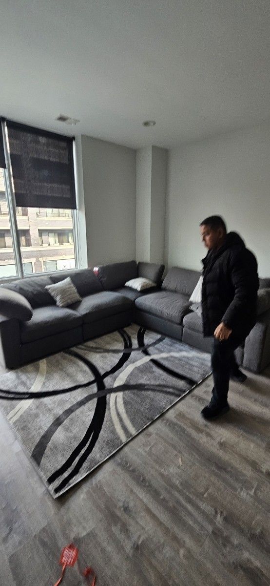 BEAUTIFUL BRAND NEW PLUSH GREY SECTIONAL SAME DAY DELIVERY