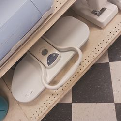 Steam Iron Press 