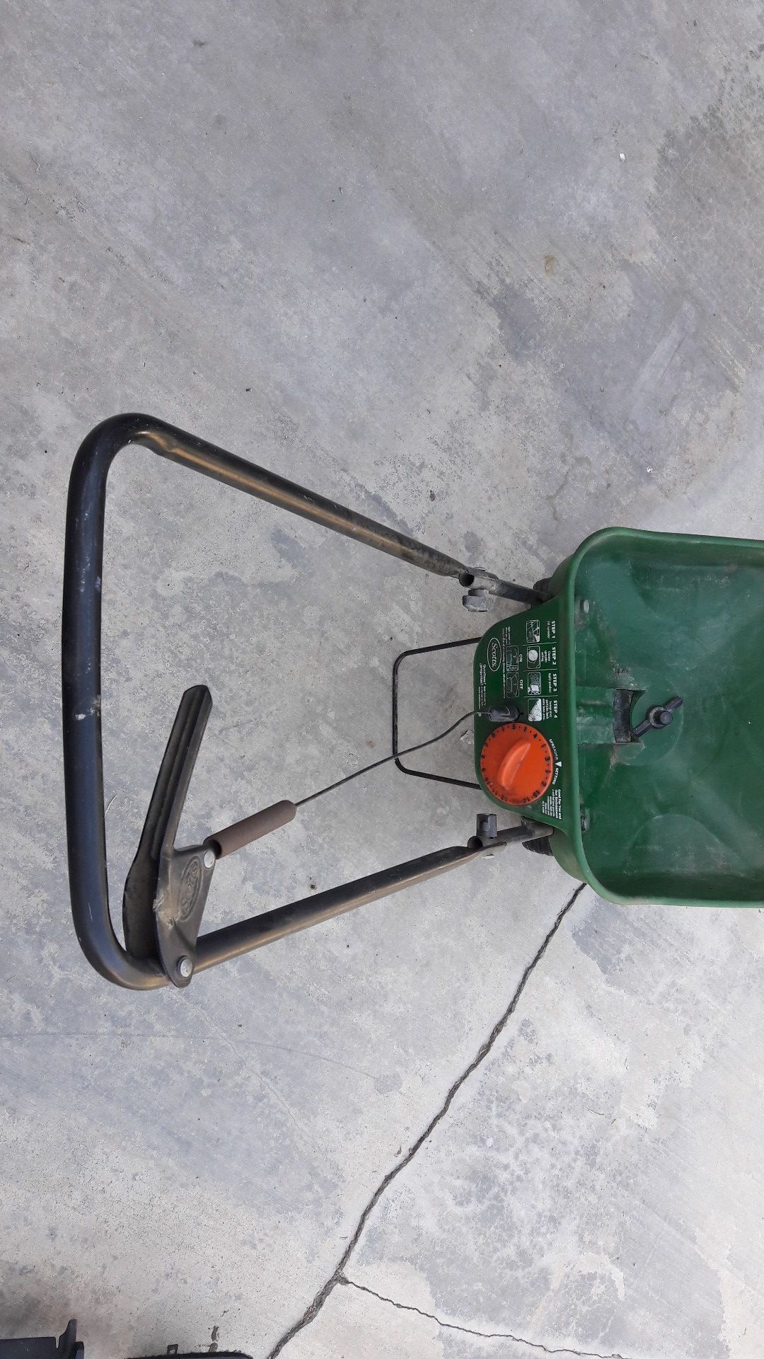 Vendo maquina para regar semillas