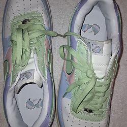 Nike Air Force 1 Multicolor Low Top Sneaker