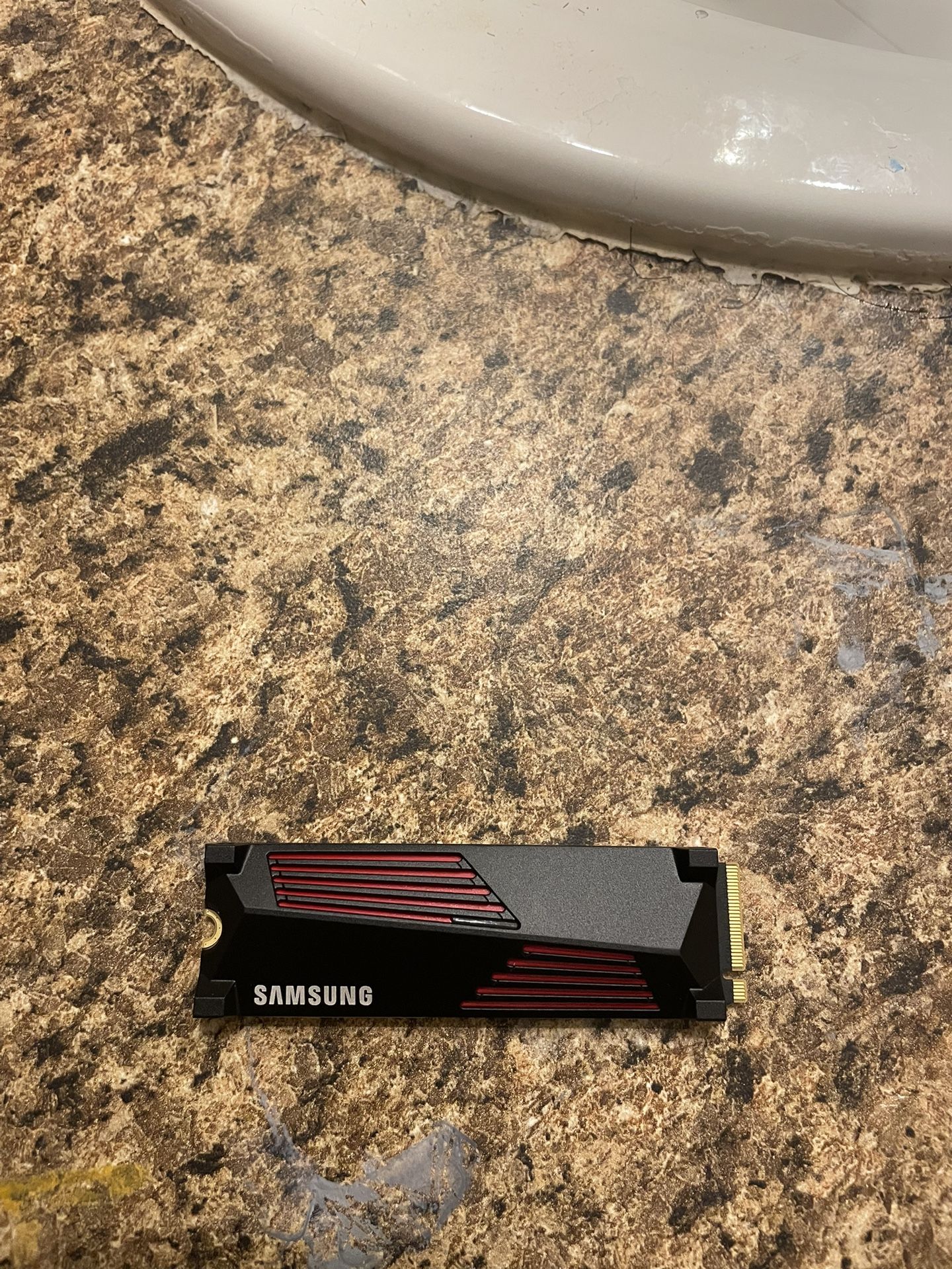Samsung SSD Card With Heatsink 4tb