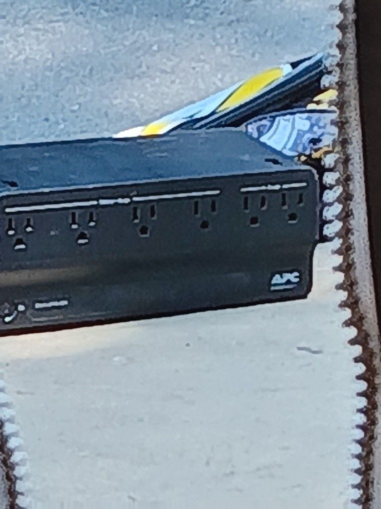 APC BN450M Back-Ups