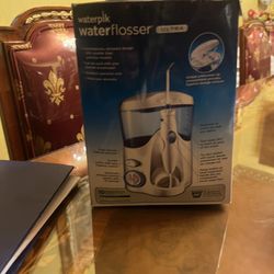 Waterpik Waterflosser Ultra Brand New 