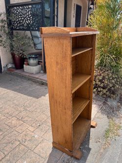 Wood bookcase