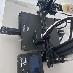 3D printer Ender brand new- never used with extras