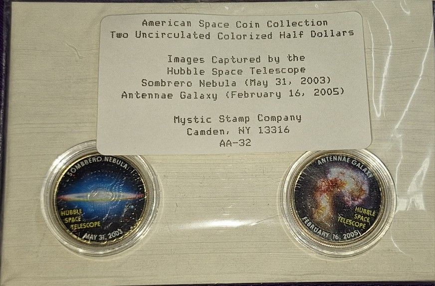 Set of two colorized Kennedy half-dollar coins from the American Space Coin Collection.
Commemorative Subject: The coins feature colorized images cap