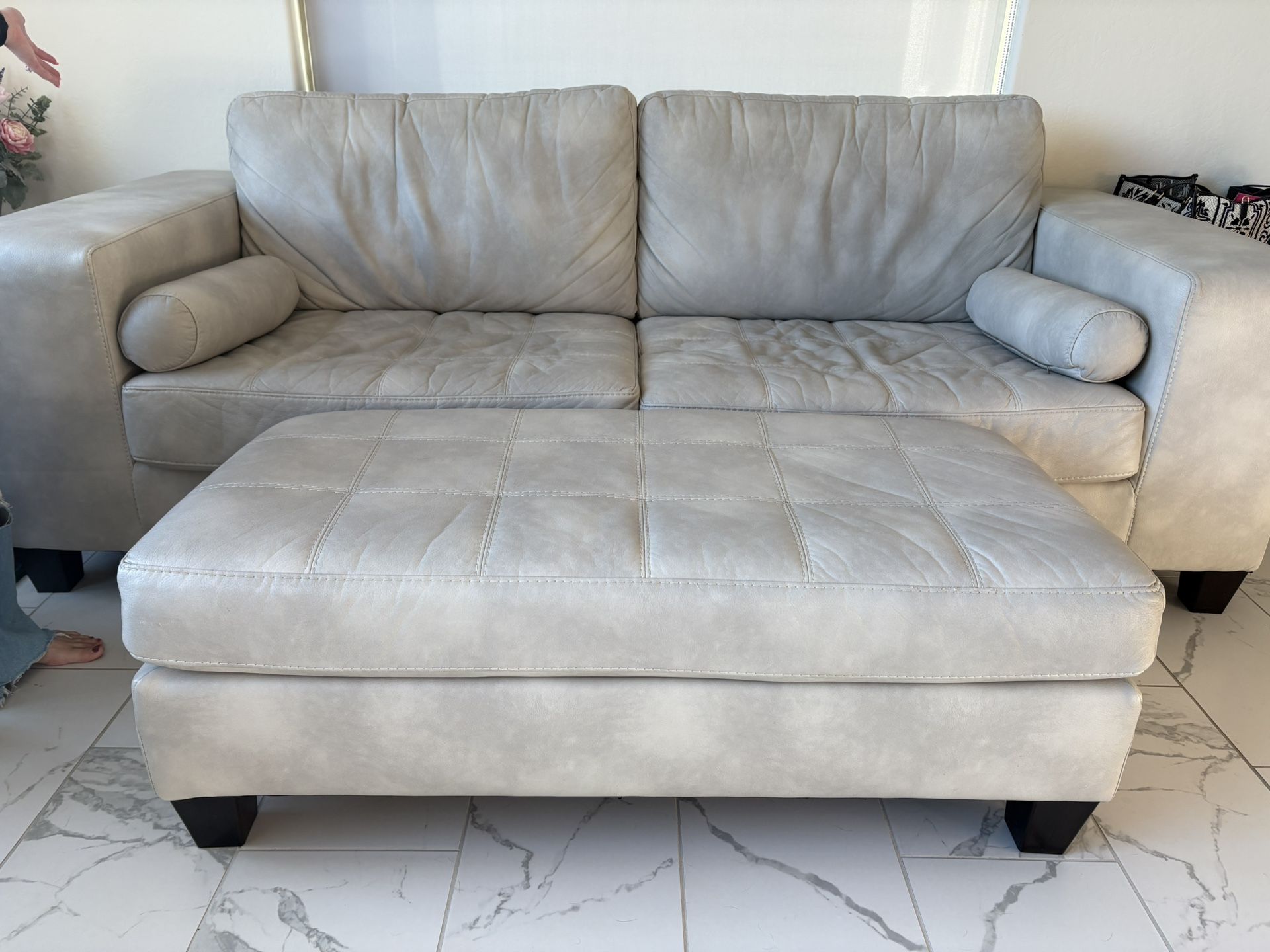 Nokomis Arctic Leather Furniture Set