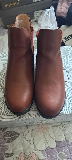 Womans size 8