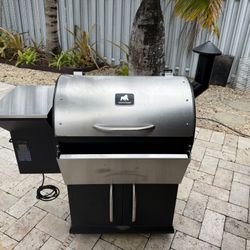 Silverbac Wood Pellet Grill Smoker BBQ w Alpha Connect (WiFi)