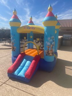 AKEYDIY Inflatable Bounce House with Slide