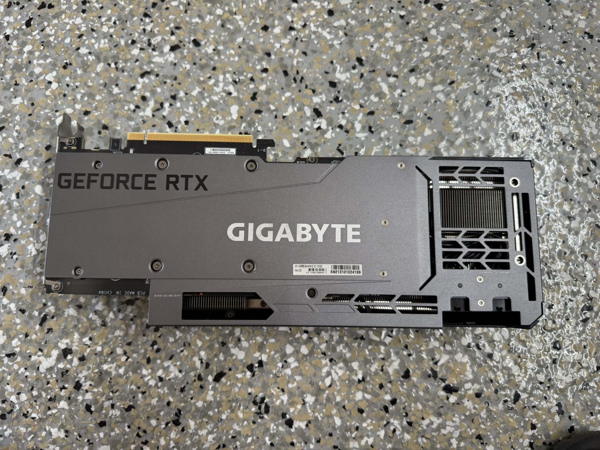 Gigabyte RTX 3080 OC 10GB graphics card (no trades)