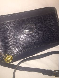 Dooney & Bourke pebbled leather shoulder purse