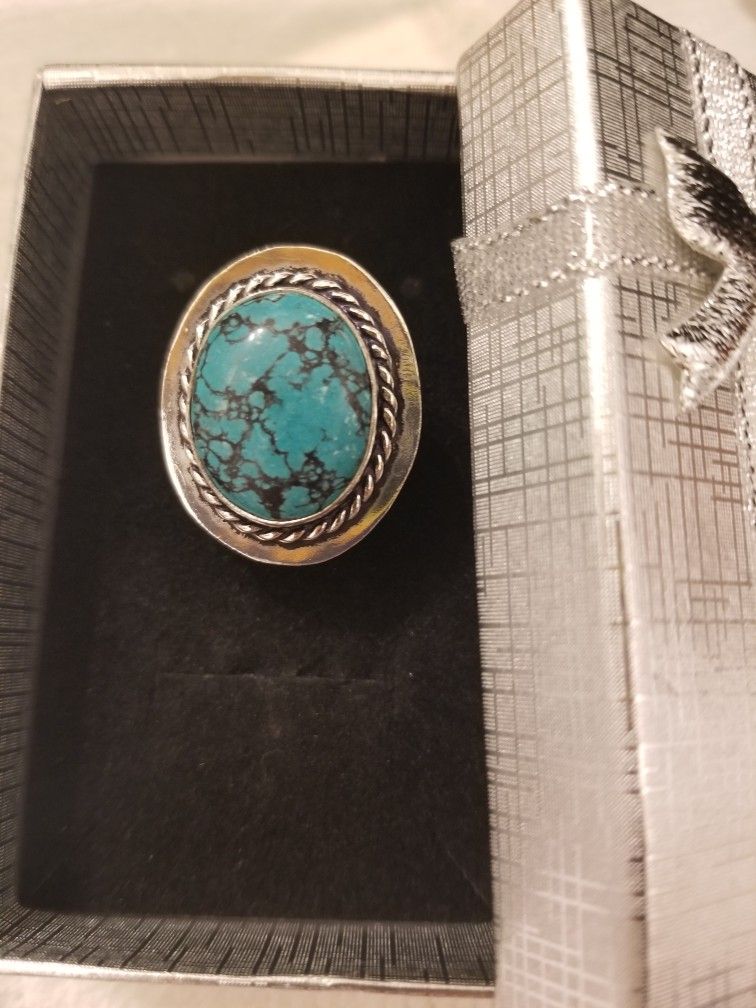 Arizona Turquoise Ring. Size 9. Stamped 925 Sterling Silver