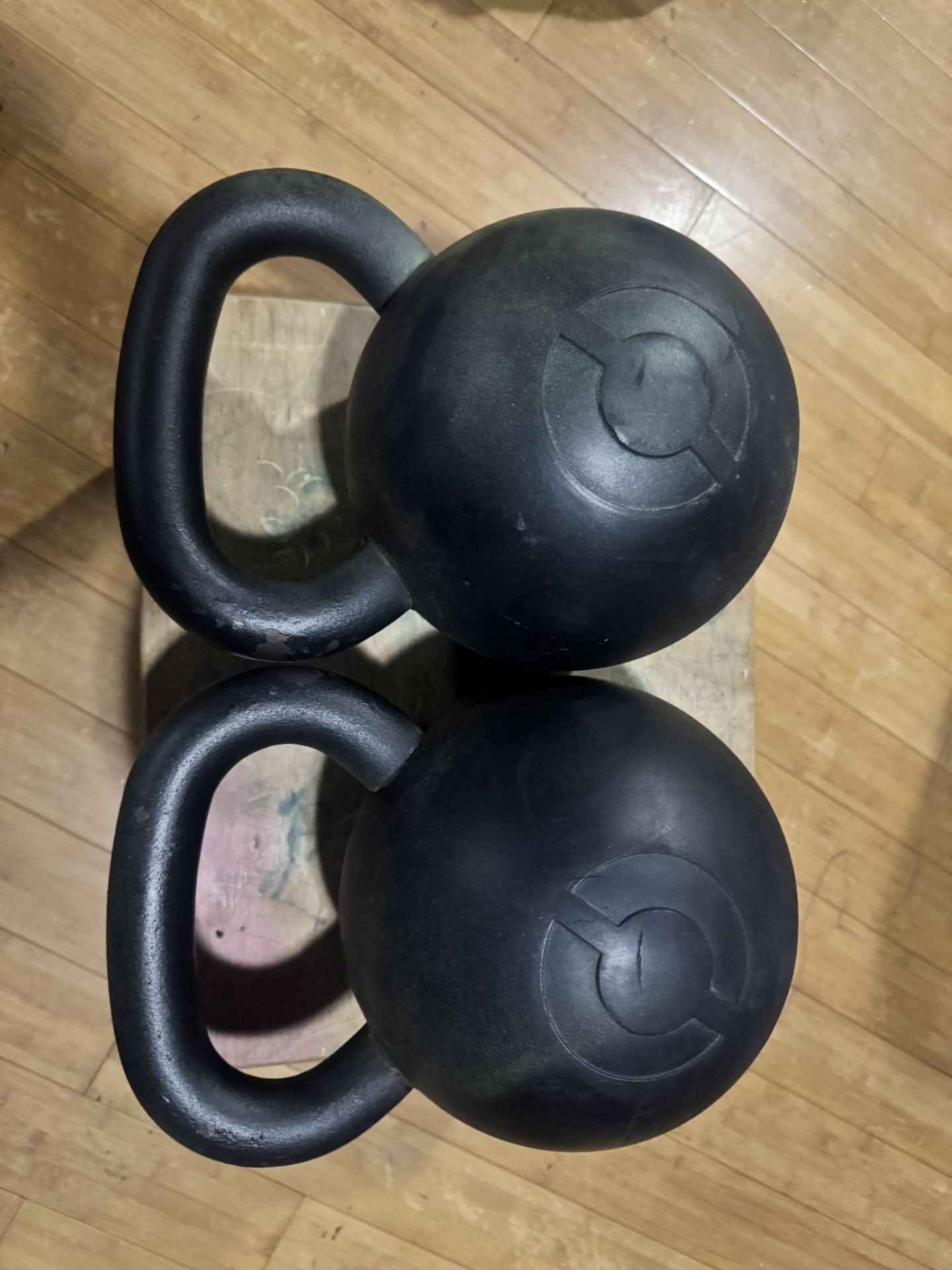 Pair Of 40KG Kettlebells (88 Lbs Each)