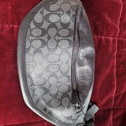 Authentic Coach Black Leather Fanny Pack